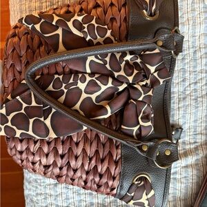 APHORISM vintage Woven Straw Tote with Brown Giraffe-Print Accent